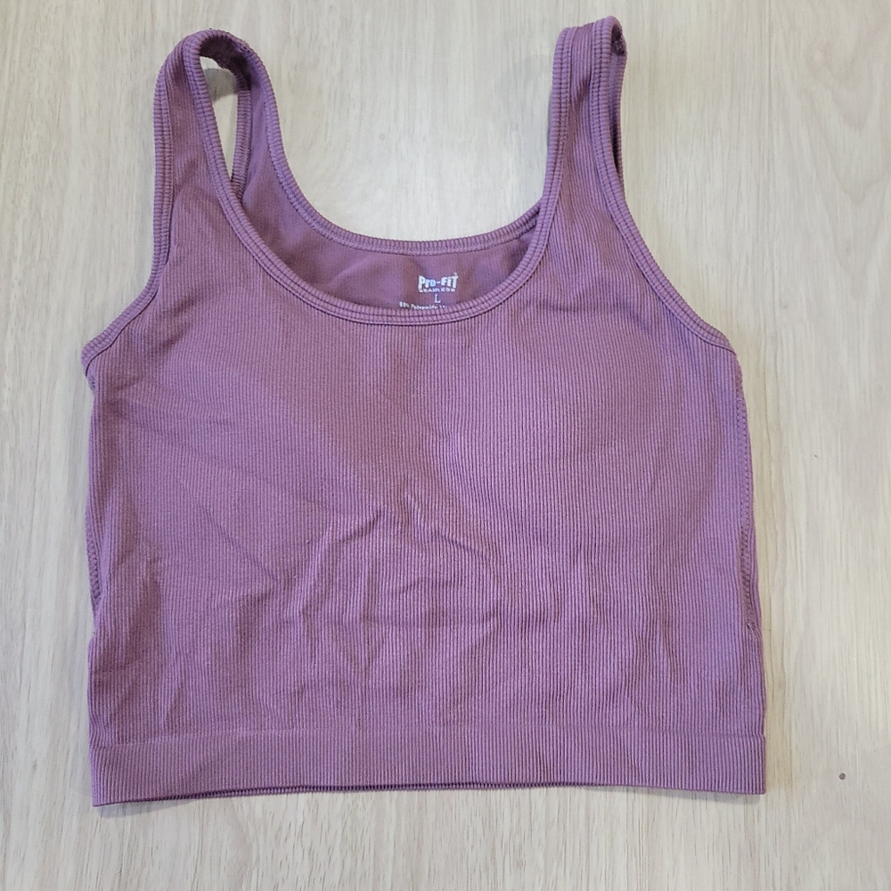 Profit Seamless Crop Tank size Large